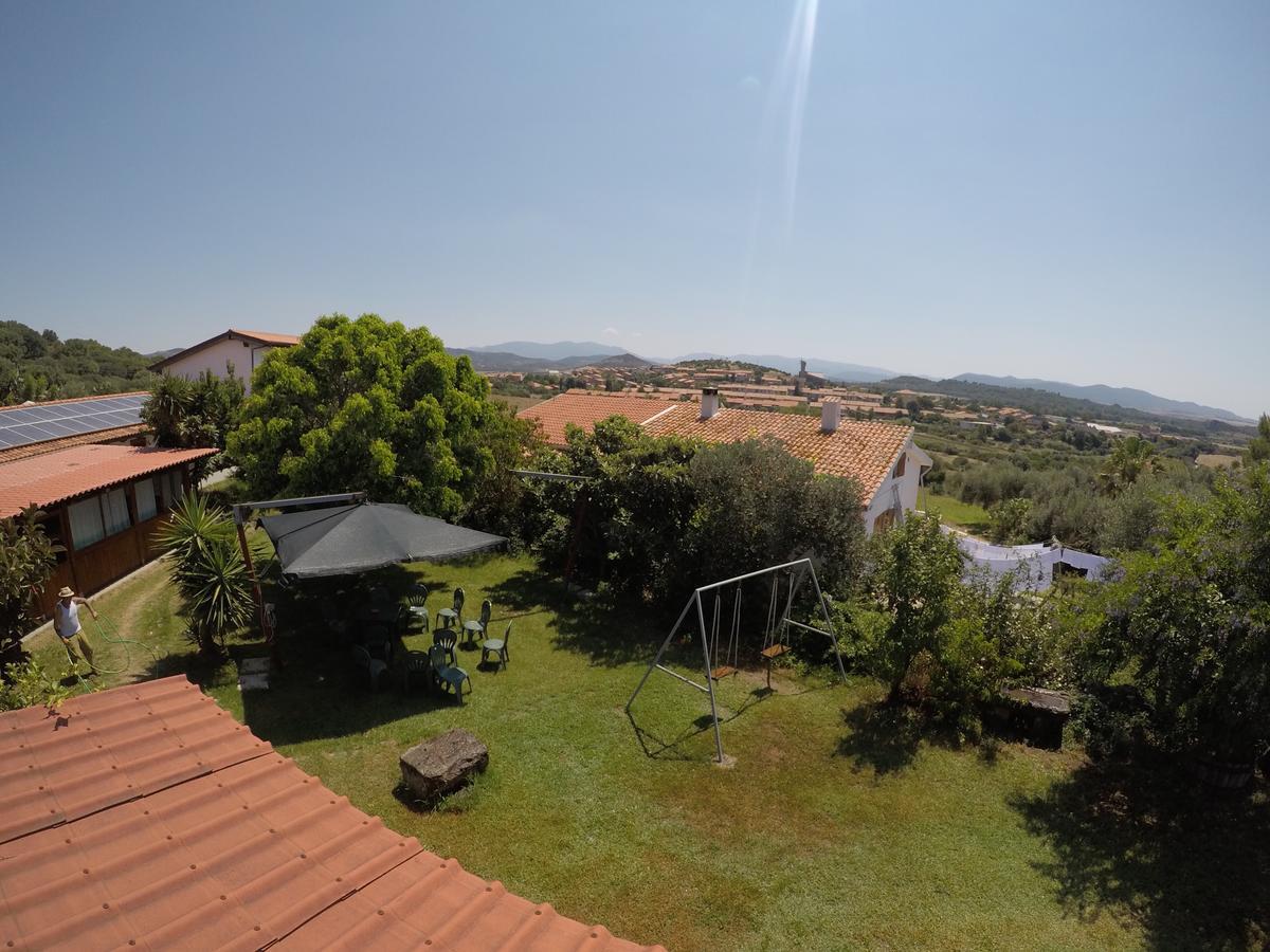 Agriturismo Su Meurreddu Tratalias Eksteriør billede