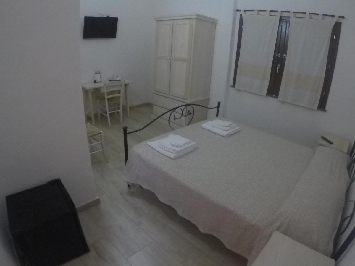 Agriturismo Su Meurreddu Tratalias Eksteriør billede