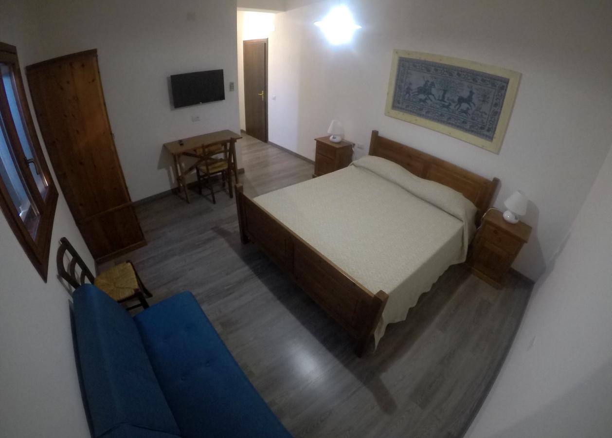 Agriturismo Su Meurreddu Tratalias Eksteriør billede